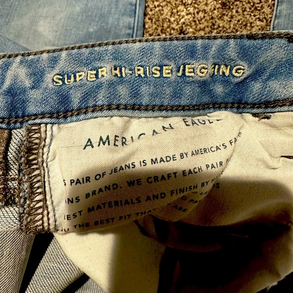 American Eagle Super High Rise Jegging - Picture 3 of 6